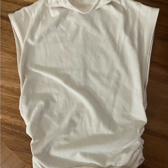 Reformation // Lindy Knit Top - Picture 4 of 4